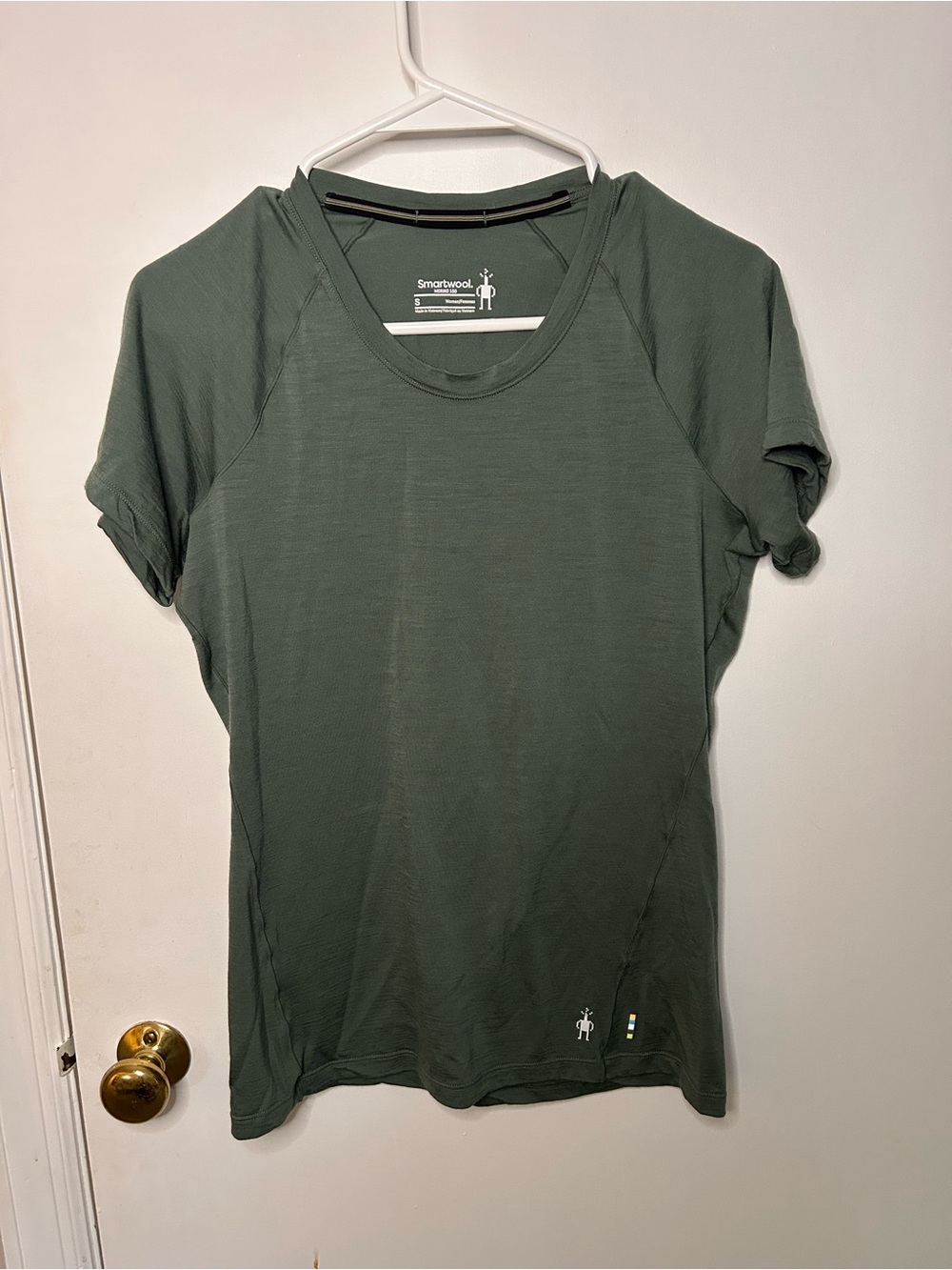 SMARTWOOL OLIVE GREEN MERINO 150 BASE LAYER TSHIRT SIZE SMALL